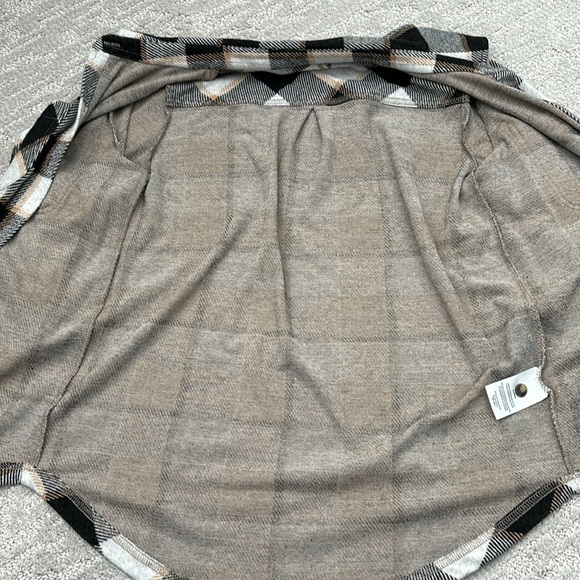 NWOT Altar’d State Plaid Jacket - Picture 6 of 7